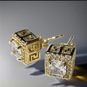 New 18k Gold Plated Luxury Greek Key Zircon Crystal Stud Earrings